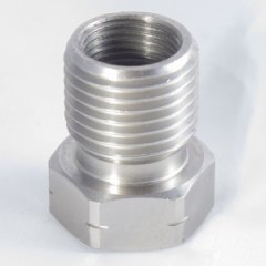 H665-12-31CN фитинг мама внутренняя М12х1, внешняя М16 х 1.5, M12 x 1.00 x 1.5, нержавеющая сталь